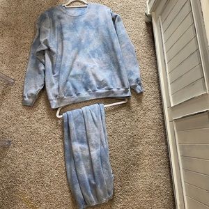 Blue and gray tie dye set